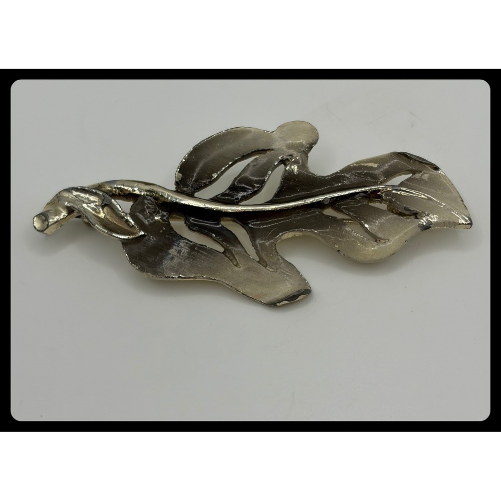 Leaf Brooch Medium Silver Tone Textured Metal Vintage Pin